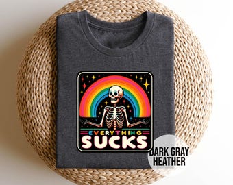 Camiseta "Todo apesta", camiseta de esqueleto sarcástico, camiseta de humor negro, camiseta gótica de estética retro, camiseta divertida de moda alternativa