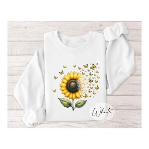 Sunflower Sweatshirt with Butterflies – Nature Inspired Cozy Fall Outfit – Boho Chic Floral Design – Perfect Gift for Nature Lovers Bild 5