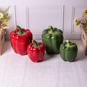 Green & Red Pepper Ceramic Storage Jar Vegetable Shaped Kitchen Retro Canister