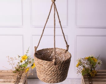Woven Jute Lined Indoor / Outdoor Rope Hanging Flower Pot Basket