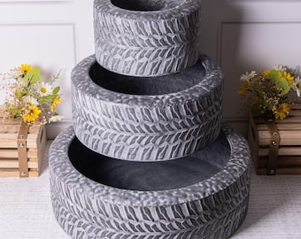Galvanized Metal Tyre Garden Planter: Lightweight Zinc Flower Pot