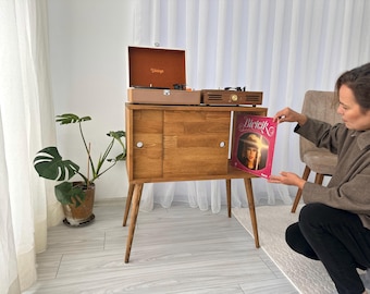 Sliding Door Record Player Stand, Vinyl Record Storage, Console Table, Vinyl End Table, lp storage cabinet, media console, stereo console
