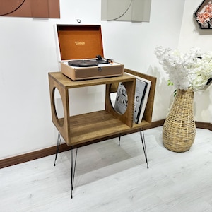 Plattenspielerschrank - Plattenspielerschrank - Mid Century Modern Konsole - Plattenspielermöbel - LP Organizer Regal - MCM Decor, Mcm