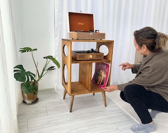 Handgemaakte massief houten platenspelerstandaard met vinyl opberger – moderne draaitafelconsole uit het midden van de eeuw, retro lp-kast, audiofiele meubels
