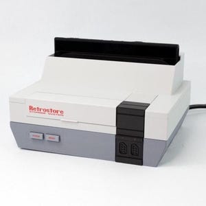 Dock e organizador para Nintendo Switch 2 inspirado no NES - Armazenamento de jogos, OLED, suporte para Joycon, suporte de carregamento, presente de Dia dos Pais