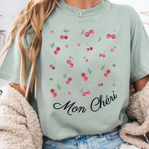 Tshirt Comfort Colors® Cherry Graphic Ladies Shirt Gift for Friends Cherry Top Gift for Girls Sweet Themed Present for Mom