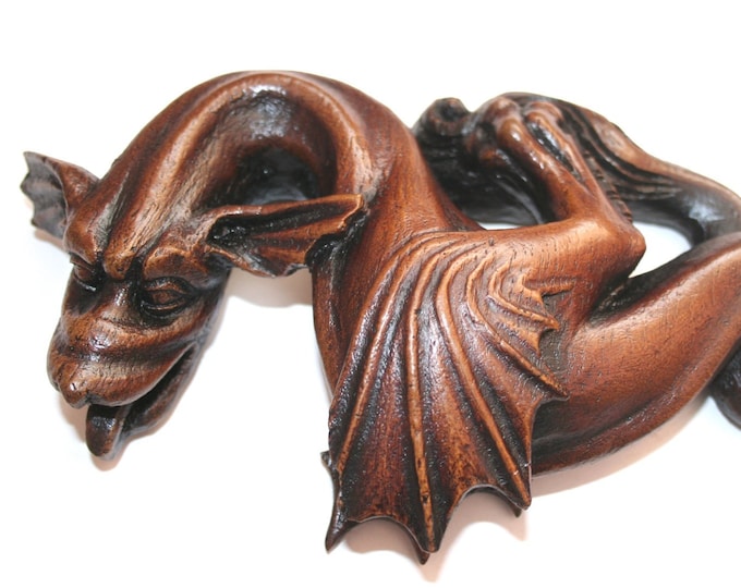Handmade Medieval Dragon Cathedral Carving - Gothic Style Resin Wall Hanging Decor & Gift