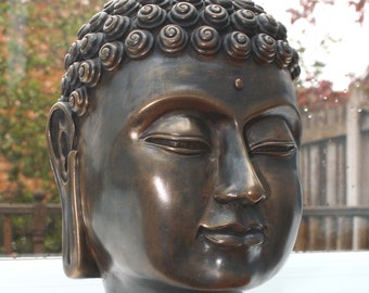 Buddhas huvudskulptur i brons/hartsgjuten handgjord unik heminredning.