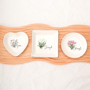 Personalised Birth Flower Trinket Dish,jewelry dish Gift for Her,Mothers Day Gift,Wedding Bridesmaid Gift