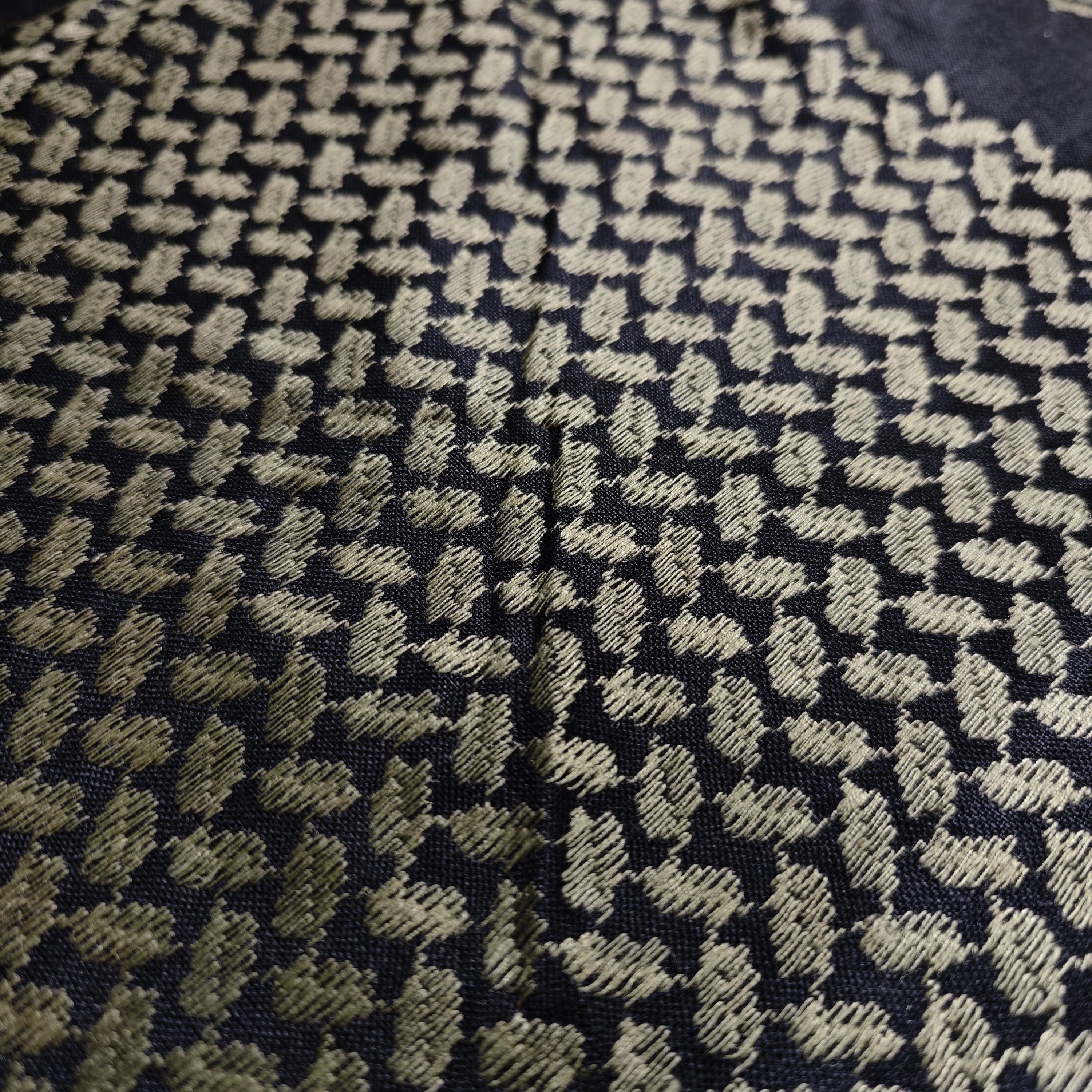 パレスチナ製の緑と黒のクーフィーヤ - 唯一のオリジナルクーフィーヤ