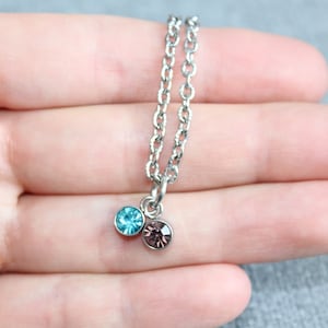 collier, pierre de naissance, bijou naissance, acier inoxydable, cadeau mamie, cadeau maman, collier personnalisé, collier enfant, quebec
