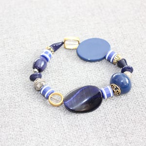 Damen Armband, Armband, elastisch, blau marine, gold, klassische, Nautik, marine, Geschenk für sie, in Québec, Quebec Etsy gemacht