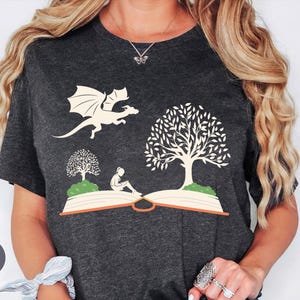 Girl and Dragon Book Shirt, Reading Book Shirt, Gift For Bookworms, Booksellers Gift, Fantastic Book Lover T-Shirt, Librarian Shirt,Read Tee