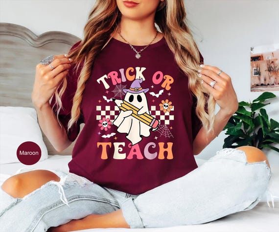 Teacher Halloween Shirt, Halloween Teacher Shirt, Trick or Teach Shirt, Spooky Teacher T-shirt, Retro Ghost Teacher Shirt,Fall Teacher Shirt