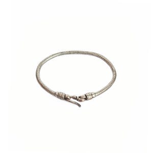 Vintage silver thin snake bracelet India Jodhpur, old Indian chain bracelet