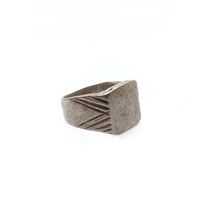 Antique silver Tuareg ring, square top tribal ring size 10 Gao Mali