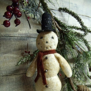 Primitive Snowman Ornie Ornament/vintage style collection/tree christmas winter/INSTANT DOWNLOAD PATTERN frosty