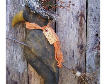 Primitive/Halloween pattern/ WITCH CROW Halloween Instant Download Pattern/pdf/broom/door hanger/fall/crow doll/