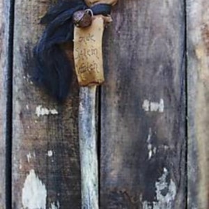 Primitive Witch Pattern/WITCH HEAD BROOM Instant Download pattern/witch broom/Pdf/primitive halloween pattern/