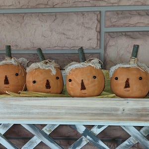 Primitive Pumpkins PATTERN/Jack o lanterns/Jack b littles/Halloween/fall/bowl fillers/ornaments/PATTERN PT132