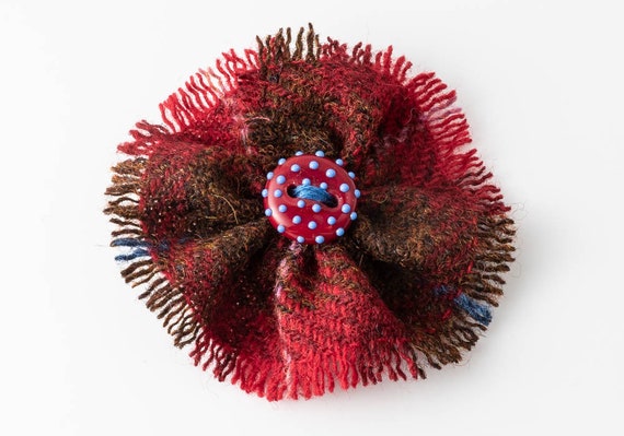 Harris tweed brooch deals