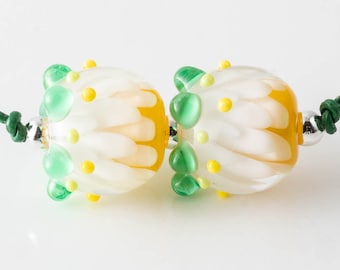 Lampwork Dahlia Beads