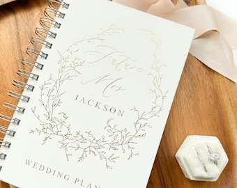 Custom Wedding Planner, Future Mrs Name, Personalized Wedding Planning Book, Gold Foil Engagement Gift, Custom Bridal Shower Gift for Bride,