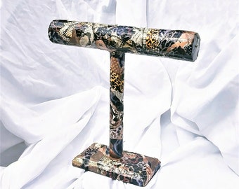 Animal Skins Jewelry Bar
