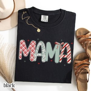 Mama Christmas Comfort Colors Shirt Tis The Season Mom Xmas T-Shirt Cute Girly Holiday Womens Tshirt Candy Cane Bow Mama Tee Winter Outfit