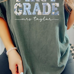 Comfort Colors® First Grade Teacher Shirt 1st Grade Matching Group T-Shirt Floral Blue Faux Patchwork Educator Back to School Team Tee image 18