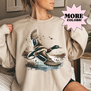 Duck Sweatshirt, Animal Lover Sweatshirt, Mallard Duck Crewneck, Duck Gift, Dad Sweater, Vintage Christmas Sweater, Hunting Sweatshirt