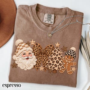 Leopard Christmas Comfort Colors® Shirt Cute Santa Gingerbread Tee Xmas Bow Christmas Tree TShirt Trendy Beige Gingham Holiday T-Shirt