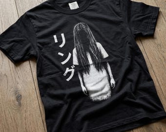 リング貞子Tシャツ、イラスト入りホラーグラフィックTシャツ - Etsy 日本