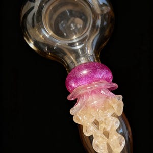 Pipa in vetro a forma di medusa fatta a mano: Kawaii Ocean Art immagine 5