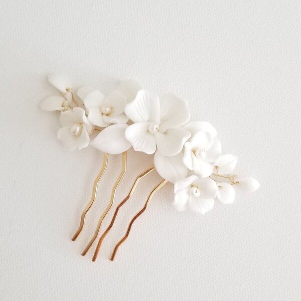 Porcelain Flower Bridal Hair Comb, Floral Wedding Hair Comb, Clay Flower Bridal Hair Accessory