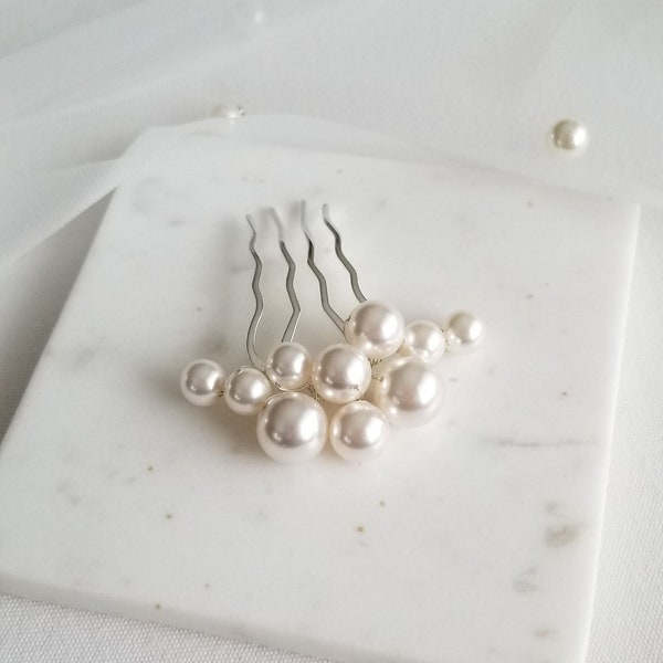 Pearl Wedding Hair Comb, Small Minimalist Pearl Wedding Hair Comb, Bridal Hair Comb, Comb For Bride