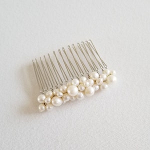 Freshwater Pearl Wedding Hair Comb, Small Pearl Crystal Bridal Hair Comb, Pearl Hair Comb for Bride