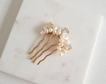 Small Bridal Hair Comb, Freshwater Pearl, Cubic Zirconia Hair Accessory for Bride