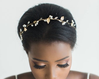 Gold Wedding Hair Vine, Freshwater Pearl Bridal Headpiece, Gold Leaf Pearl Bridal Headband, Wedding Hair Vine, Boho Crystal Vine