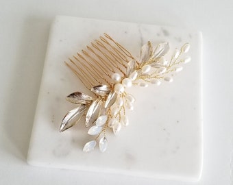 Freshwater Pearl Bridal Hair Comb, Floral Wedding Accessory