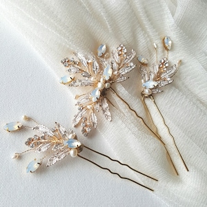 Gold Wedding Hair Pins, Gold Pearl Hair Pins, Pearl Wedding Hair Pins, Crystal Freshwater Pearl, White Opal Crystal Bridal Hair Pins