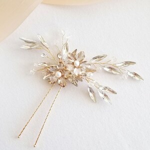 Floral Wedding Hair Pin, Gold Crystal Hair Pin For Bride, Wedding Pearl and Crystal Gold Hair Pin image 7