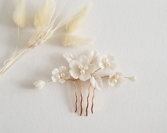 Wedding Hair Comb with Clay Flowers, Floral Bridal Hair Comb, Polymer Clay Flower Hair Comb For Bride