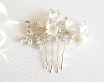 Wedding Hair Comb Porcelain Flowers, Small Silver Floral Wedding Hair Comb, Clay Flower Bridal Hair Comb