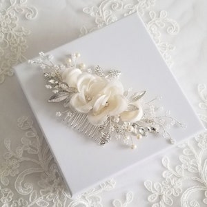 Braut Haarkamm, Blumen Hochzeit Kopfschmuck, Blumen Kristall Haarkamm, Seide Blumen Hochzeit Kamm, Braut Blumen Haarschmuck Bild 6