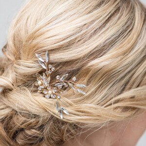 Floral Wedding Hair Pin, Gold Crystal Hair Pin For Bride, Wedding Pearl and Crystal Gold Hair Pin image 3