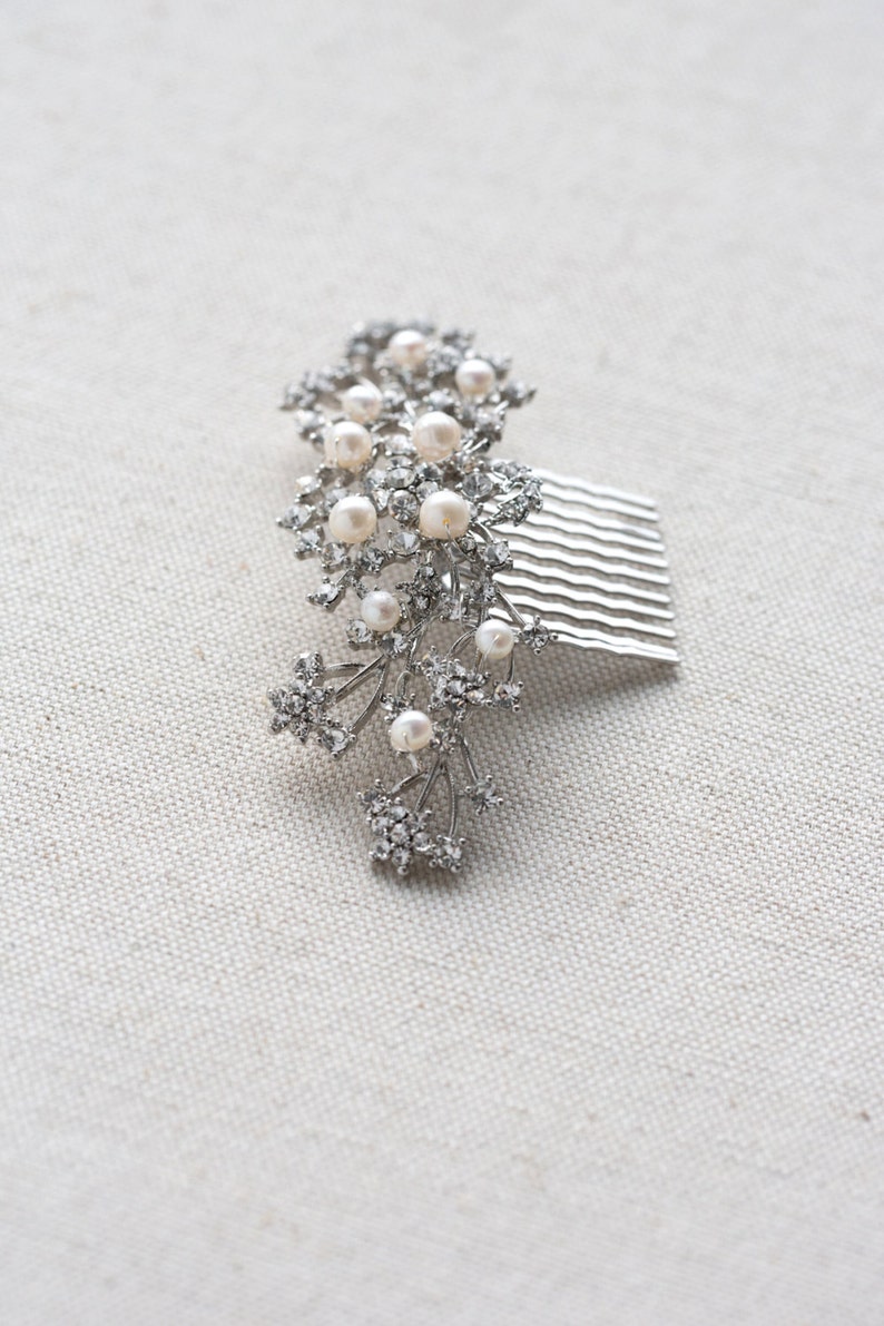 Wedding Hair Comb, Pearl Bridal Comb, Crystal and Pearl Hair Comb, Crystal Pearl Comb for Bride image 7