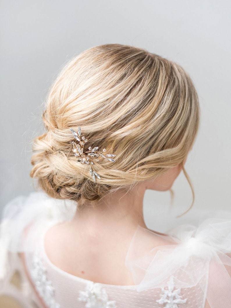 Floral Wedding Hair Pin, Gold Crystal Hair Pin For Bride, Wedding Pearl and Crystal Gold Hair Pin image 2