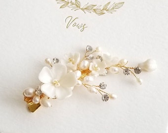 Wedding Pearl Side Hair Clip, Floral Bridal Hair Clip, Polymer Clay Flower Clip For Bride, Boho Bridal Hair Accessory