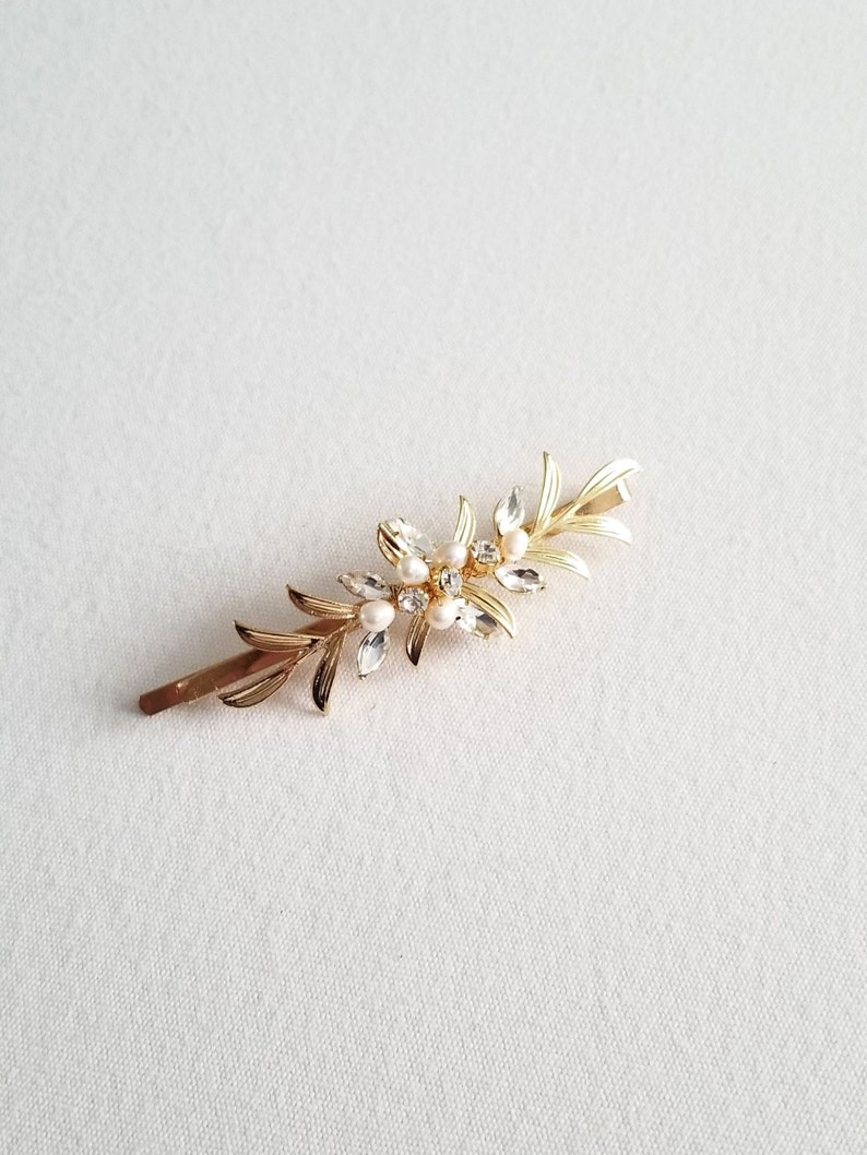 Gold Leaf Wedding Hair Clip with Pearls, Small Wedding Hair Accessory, CZ Bridal Side Hair Clip, CZ Freshwater Pearl Wedding Bobby Pin image 4